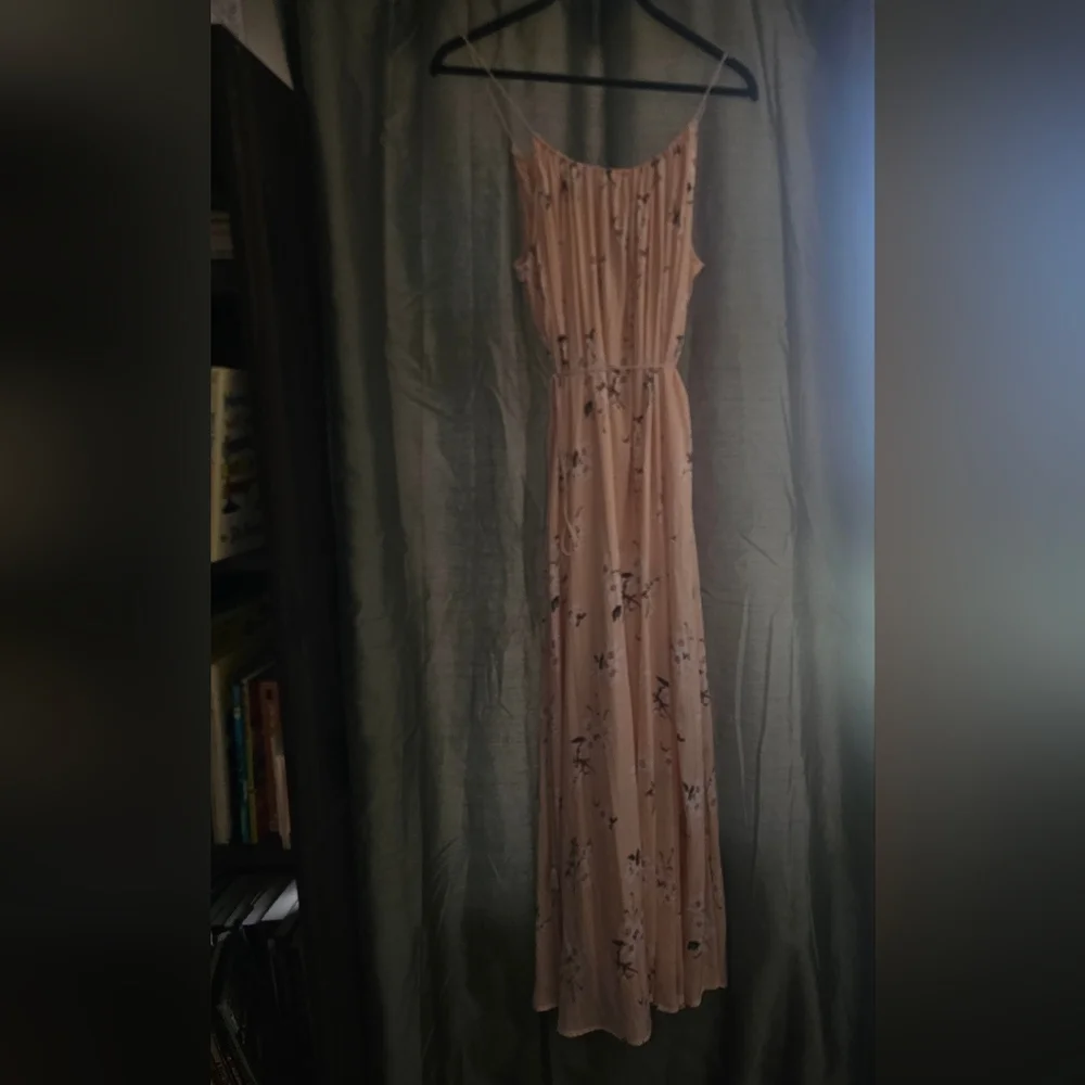 Abercrombie & Fitch Blush Floral Maxi Dress - Picture 2 of 4